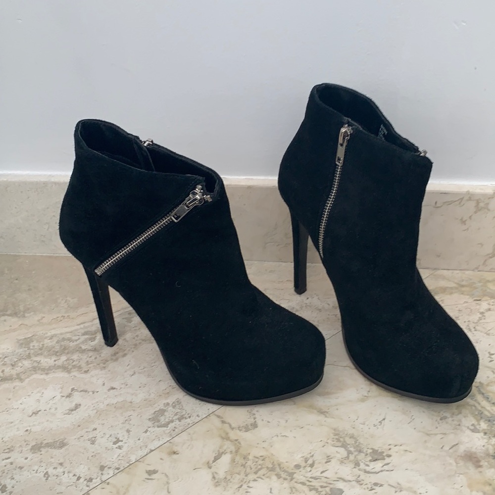 Steve Madden high heeled bootie in black suede